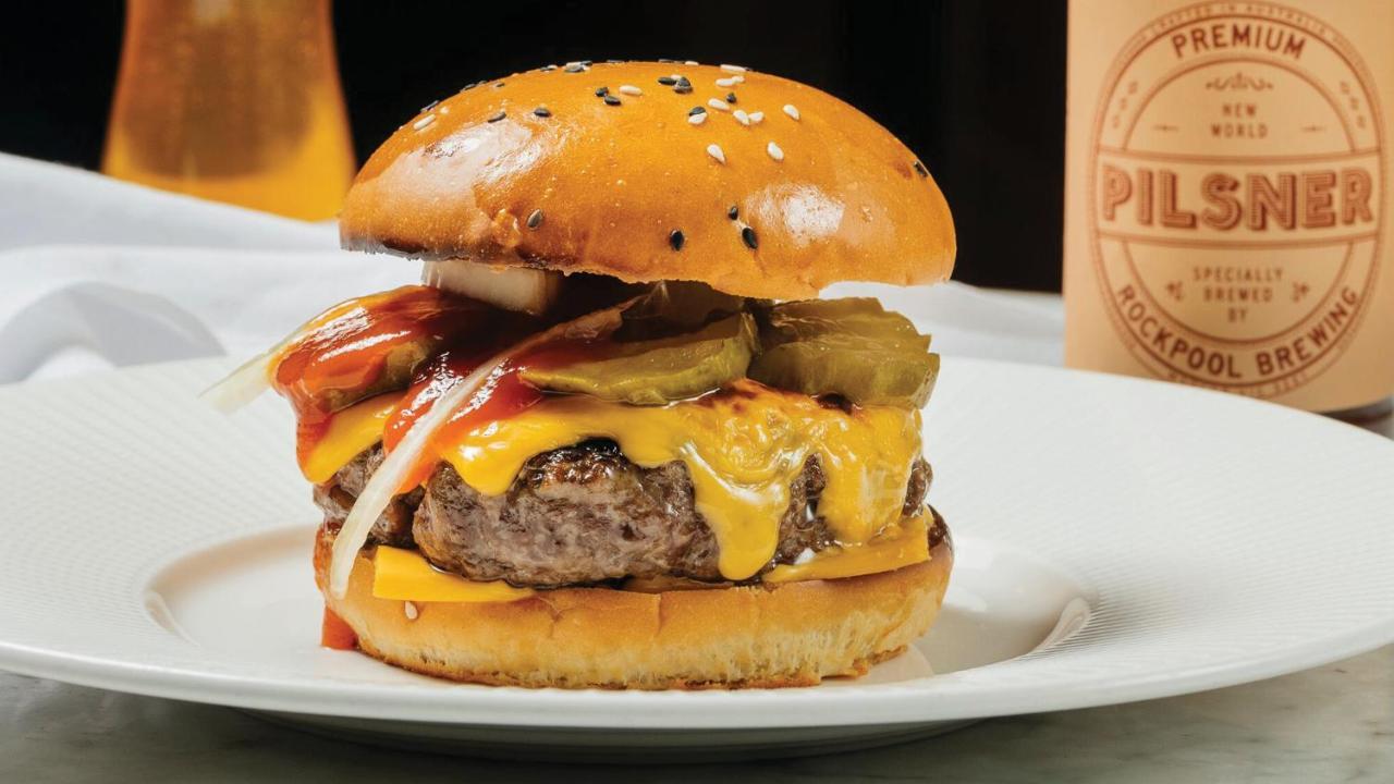 Hotel Crown Towers Melbourne Zewnętrze zdjęcie A cheeseburger